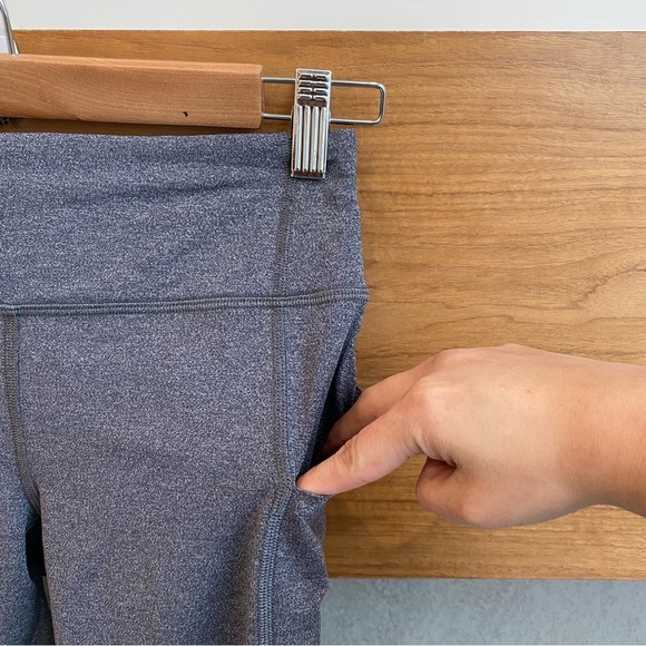 Lululemon Women’s Pace Rival Crop 22’ Leggings, Size 4 - Picture 9 of 14